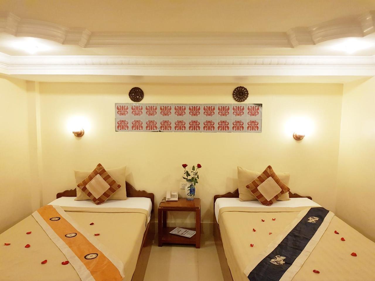 Fancy Guesthouse Phnom Penh Bagian luar foto