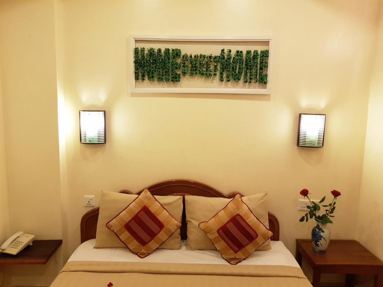 Fancy Guesthouse Phnom Penh Bagian luar foto