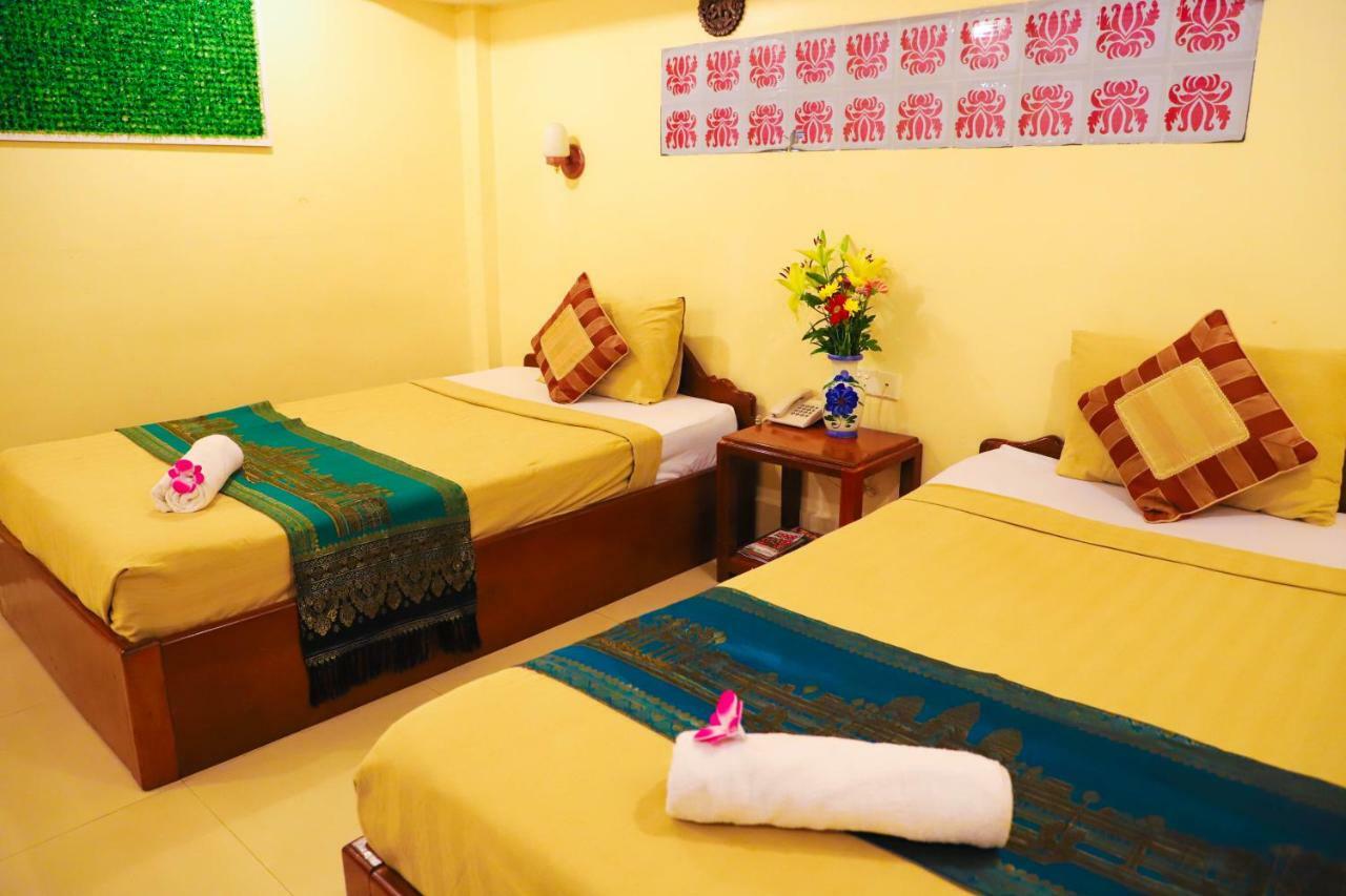 Fancy Guesthouse Phnom Penh Bagian luar foto